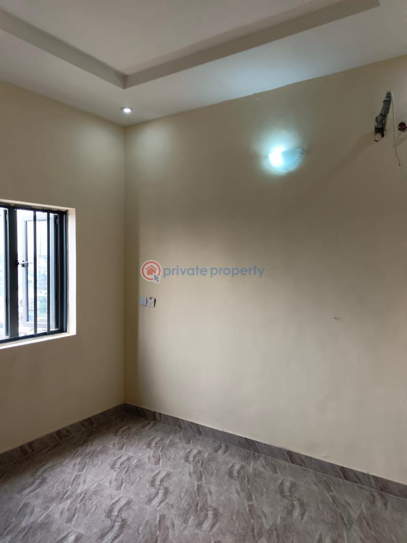 2 bedroom Flat & Apartment For Rent Sabo Yaba Lagos - 4