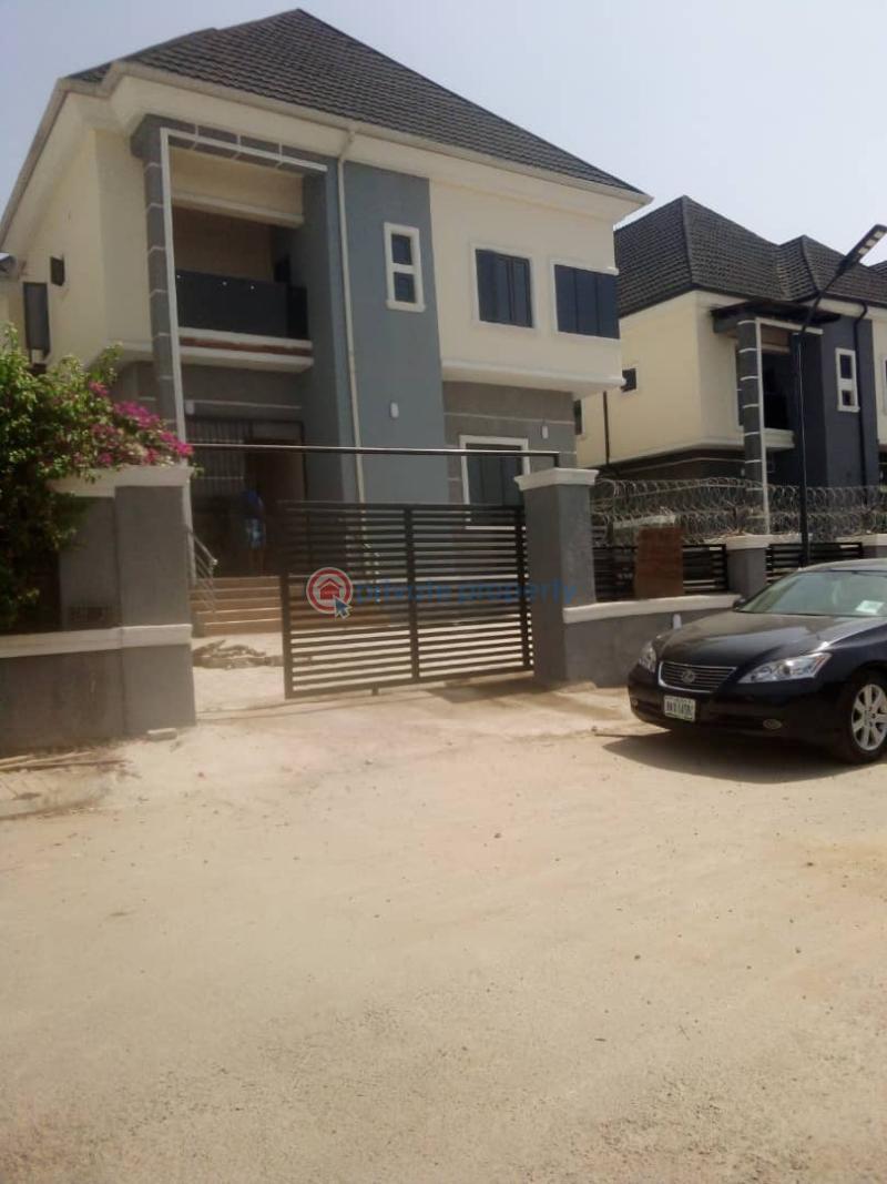 For rent 3 bedroom House Lugbe Airport Road Abuja Phase 4 (PID 8PAGJF
