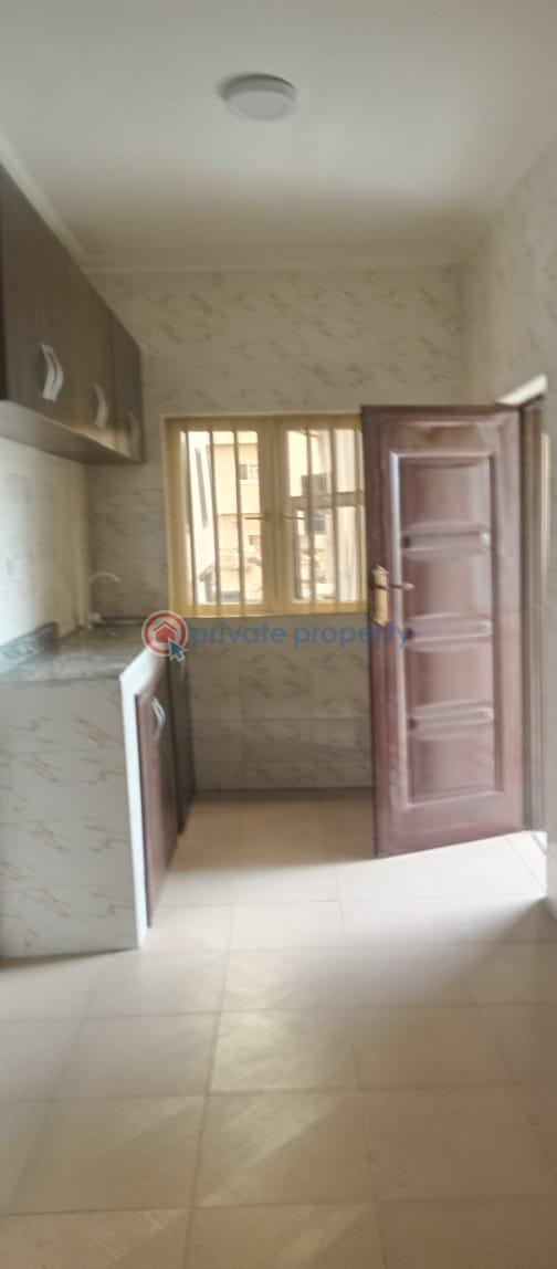 3 bedroom Flat & Apartment For Rent Mende Maryland Lagos - 5