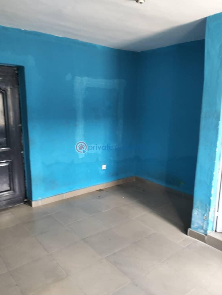 3 bedroom House For Rent Boluwaji Area Olomi Ibadan Oyo - 4