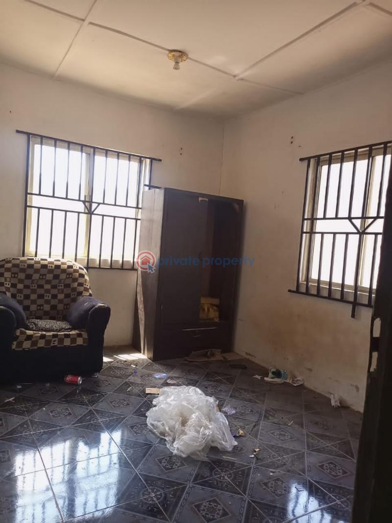 3 bedroom Flat & Apartment For Rent Itele Agege Lagos - 0