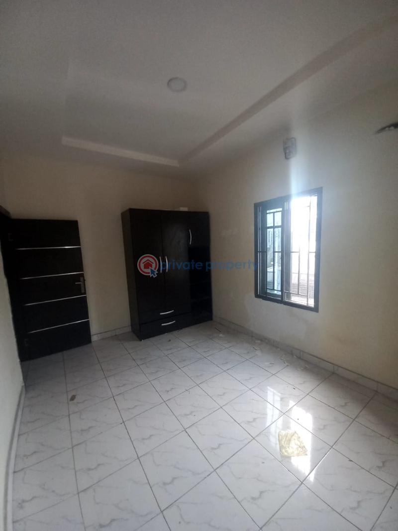 3 bedroom Block Of Flats For Rent Ologolo Lekki Lagos - 4