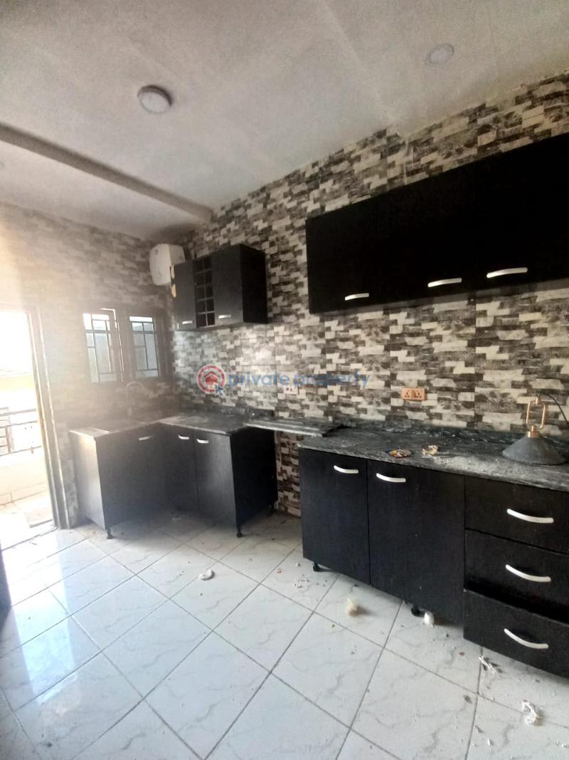 3 bedroom Block Of Flats For Rent Ologolo Lekki Lagos - 9