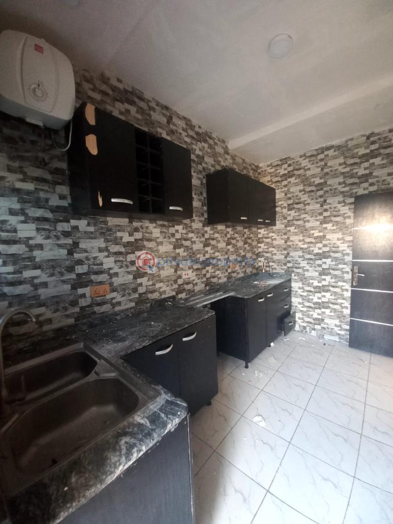 3 bedroom Block Of Flats For Rent Ologolo Lekki Lagos - 8