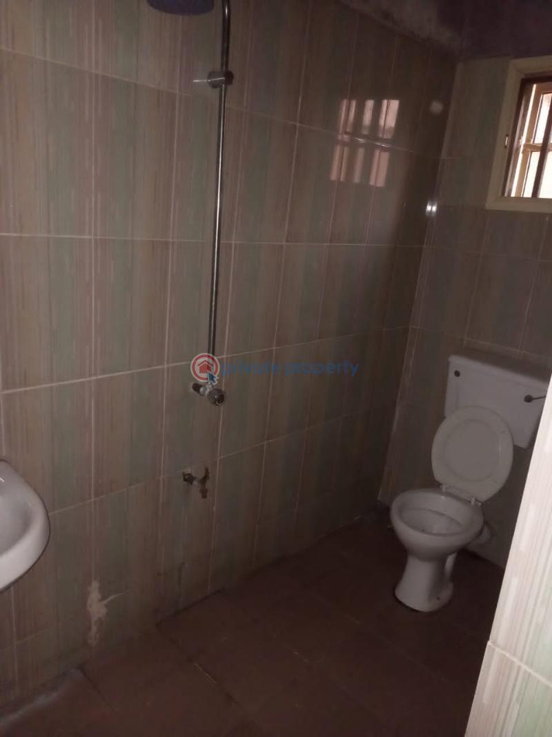 3 bedroom Block Of Flats For Rent Peace Estate, Baruwa Bus Stop Ipaja Lagos - 8