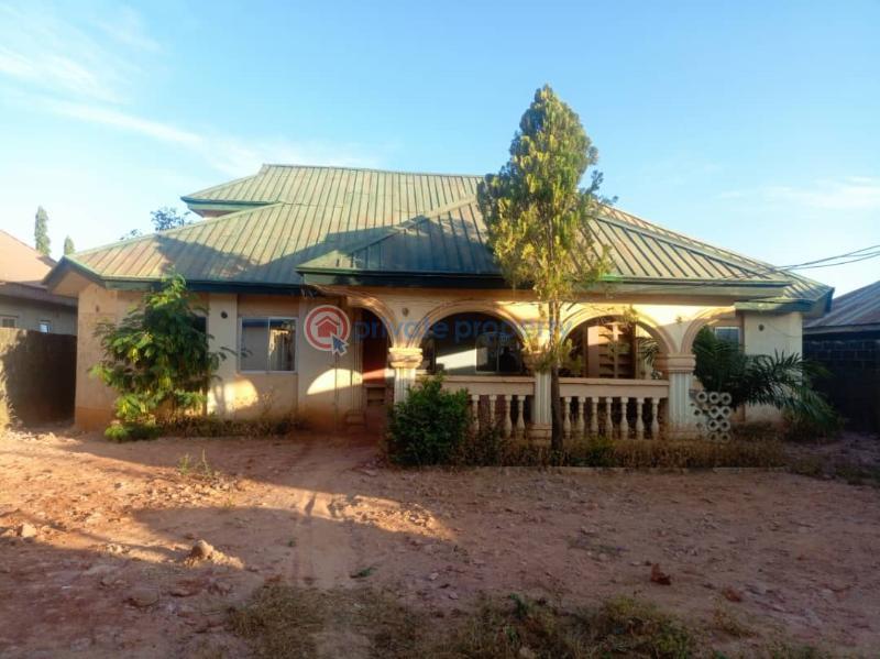 4 bedroom Terraced Bungalow For Sale Mahuta New Extension By Army Estate Kaduna Kaduna Area  - 2