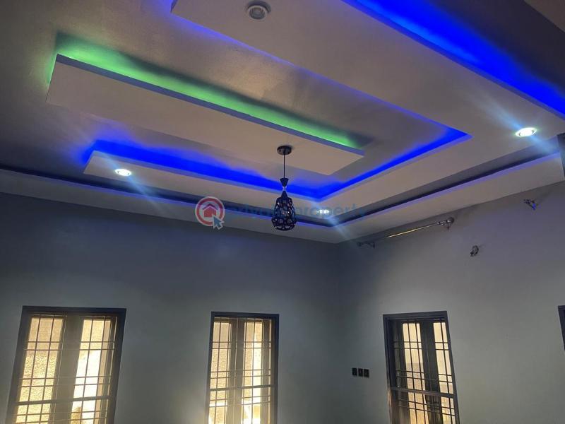 5 bedroom Detached Duplex For Sale Seaman Estate Lugbe Abuja Phase 4  - 2