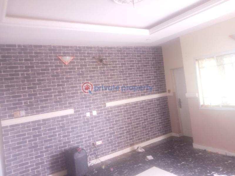 For rent 2 bedroom House Lugbe Airport Road Abuja Abuja Phase 4 (PID