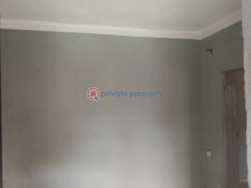 1 bedroom Flat & Apartment For Rent Off Oyatogun Okeira Oke-ira Ogba Lagos - 7