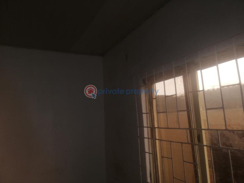1 bedroom Flat & Apartment For Rent Gospel Crusader Off Haruna Ifako-ogba Lagos - 5