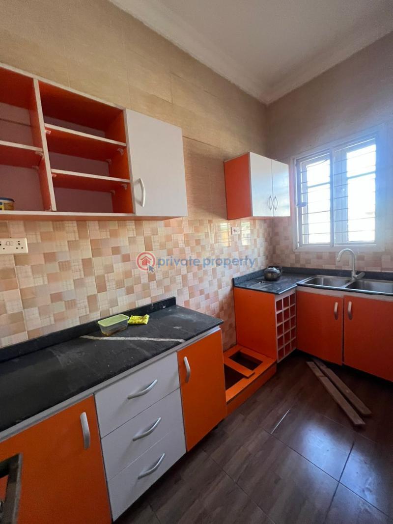 2 bedroom Flat & Apartment For Rent Iwaya Yaba Lagos - 1