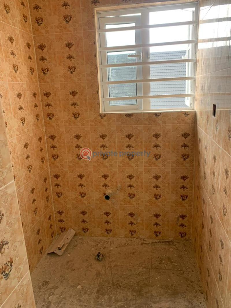 Flat & Apartment For Rent Iwaya Onike Onike Yaba Lagos - 3