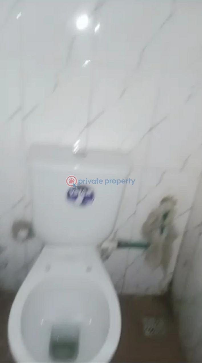 Self Contain For Rent Fadeyi Shomolu Lagos - 2