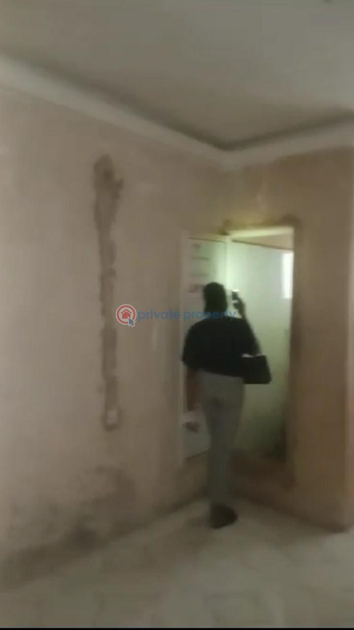 Self Contain For Rent Fadeyi Shomolu Lagos - 3