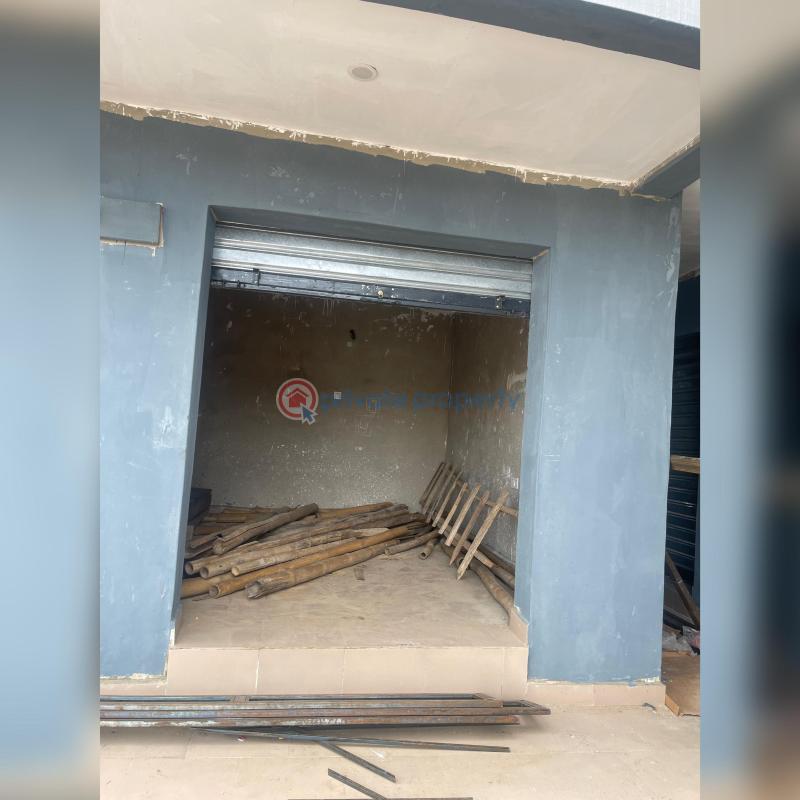 Shop For Rent Within Urban Day School Ibadan Oyo - 1