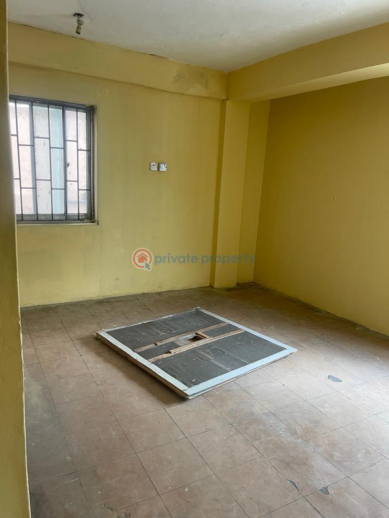 3 bedroom House For Rent Sabo Yaba Lagos - 9