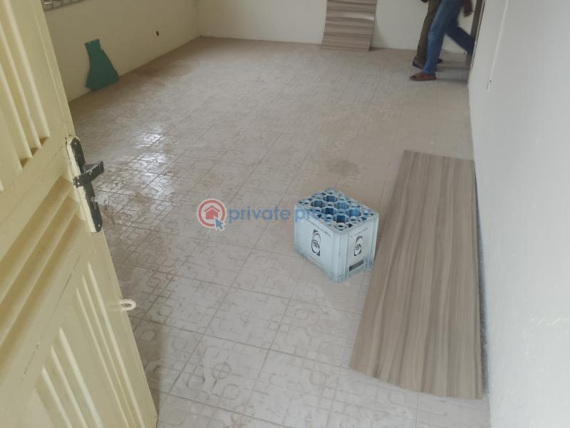 2 bedroom Flat & Apartment For Rent Off Adeyemi Alao Okeira Oke-ira Ogba Lagos - 12