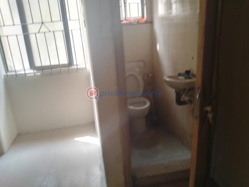 2 bedroom Flat & Apartment For Rent Off Adeyemi Alao Okeira Oke-ira Ogba Lagos - 3