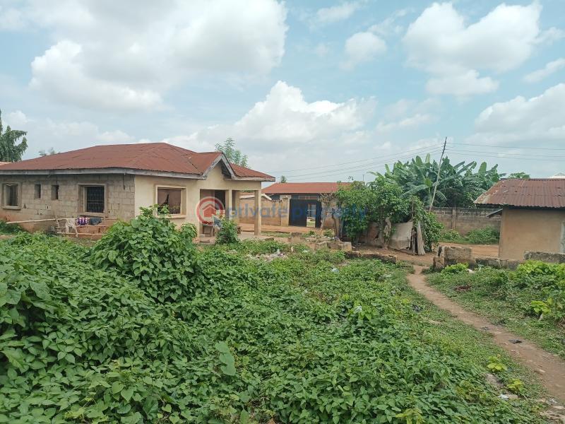 For sale Land Ibadan Oyo (PID 9PAFGR) Private Property Nigeria