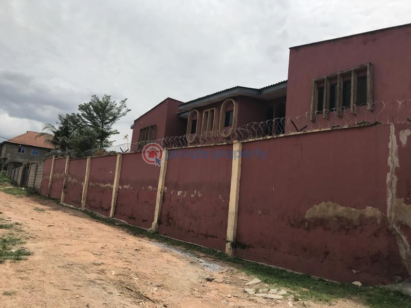 3 bedroom House For Sale Ganiyu Bello, Felele Ibadan Oyo - 1