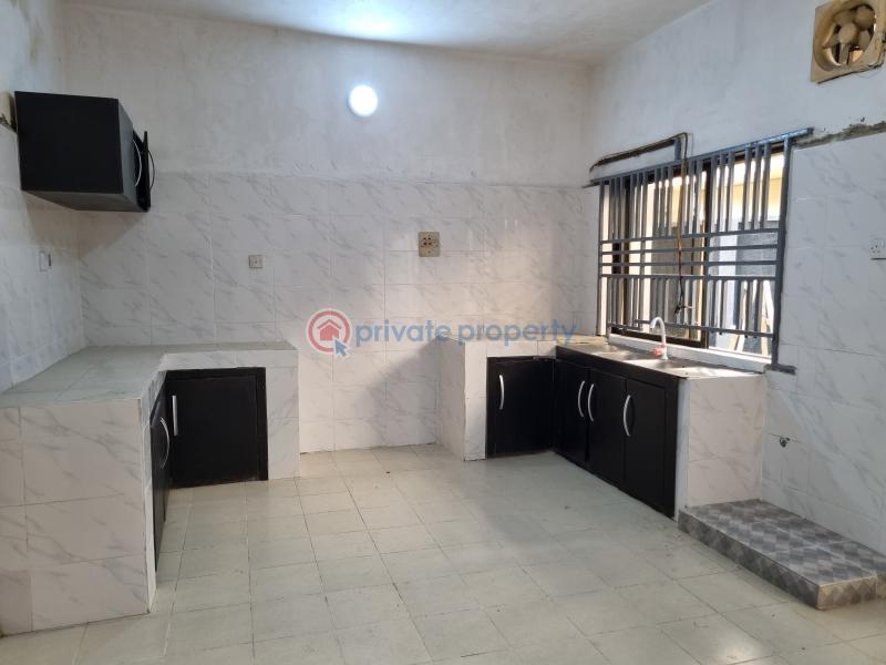 1 bedroom Shared Apartment For Rent 15 Okunola Aina Street Mende Maryland Lagos - 4