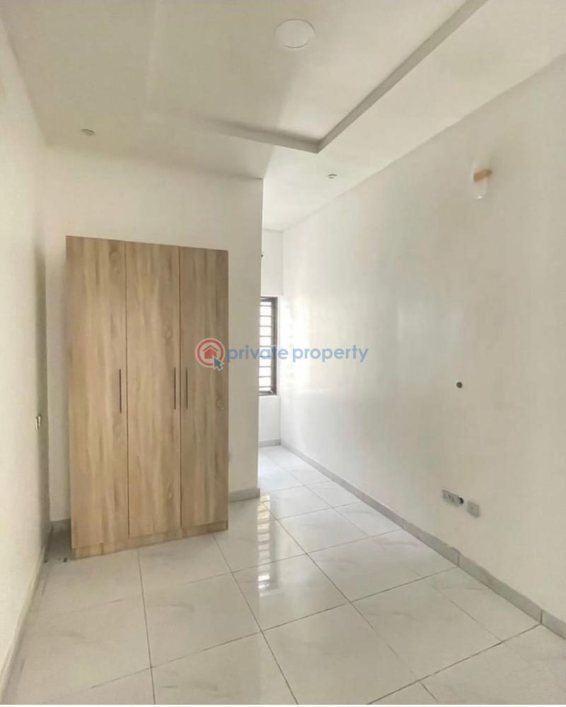 4 bedroom Semi detached Duplex For Sale Chevron Drive Lekki Lagos - 5