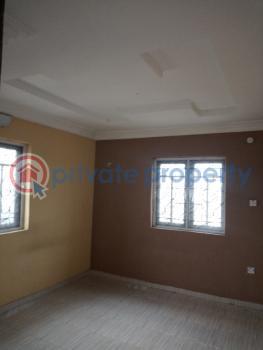2 bedroom Block Of Flats For Rent Off Park Road Iponri Surulere Lagos - 1