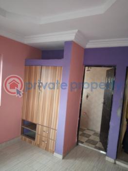 2 bedroom Block Of Flats For Rent Off Park Road Iponri Surulere Lagos - 3