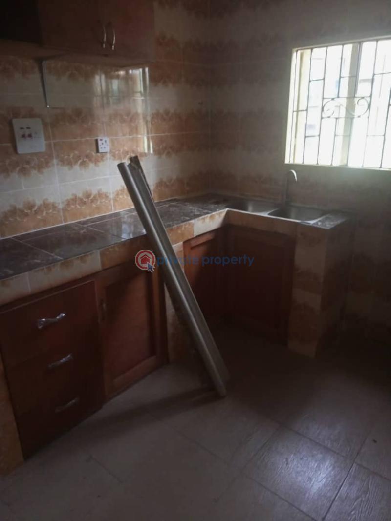 2 bedroom House For Rent Agege Lagos - 7