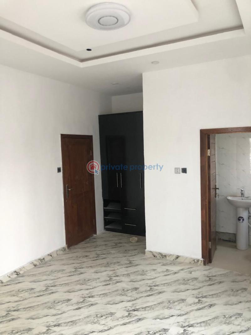 3 bedroom Flat & Apartment For Rent Sunview Estate Majek Sangotedo Ajah Lagos - 2