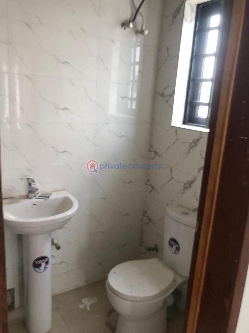 3 bedroom Flat & Apartment For Rent Sunview Estate Majek Sangotedo Ajah Lagos - 1