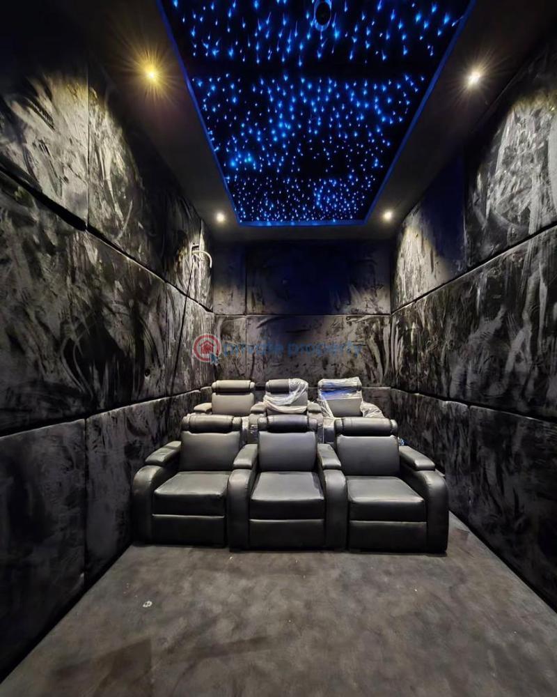 5 bedroom Detached Duplex For Sale Idado Lekki Lagos - 12