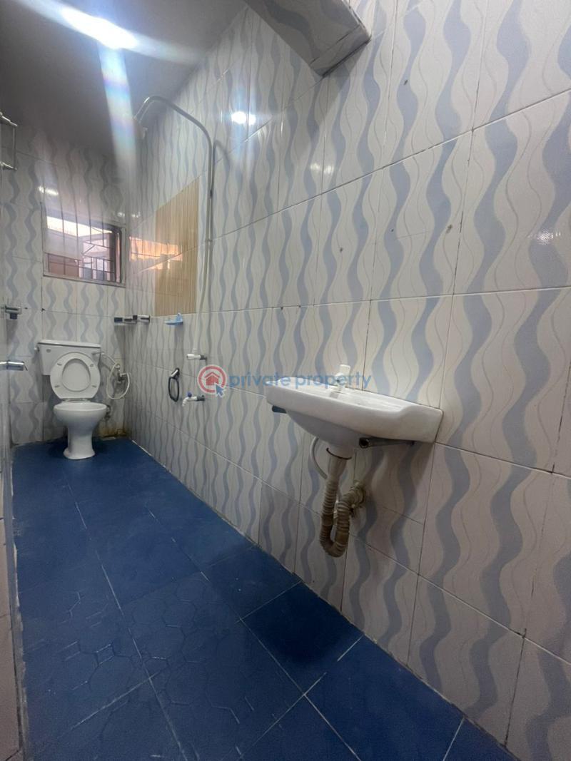 3 bedroom Flat & Apartment For Rent Adelabu Surulere Lagos - 8