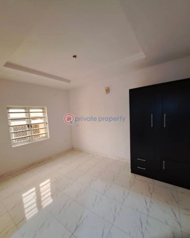 3 bedroom Block Of Flats For Rent Pedro Shomolu Lagos - 1