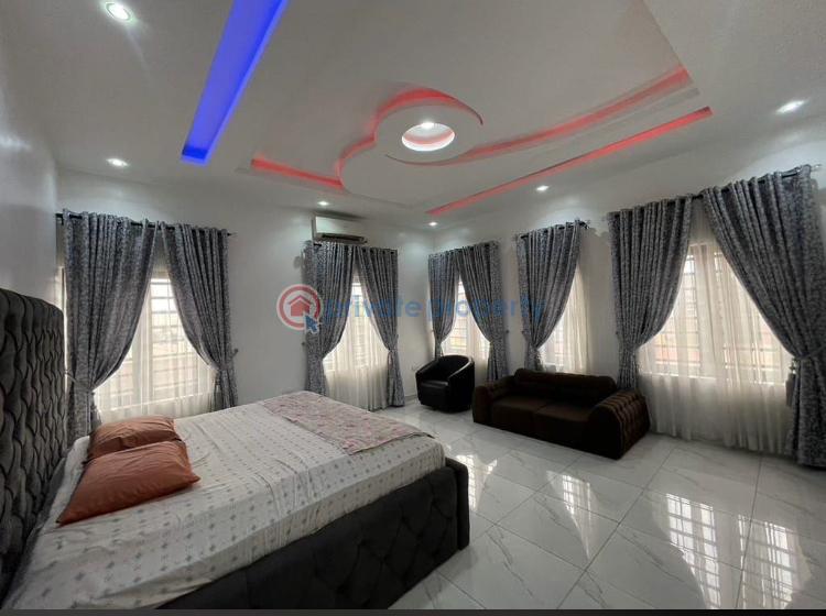 4 bedroom Detached Duplex For Sale Oladele Surulere Lagos - 3