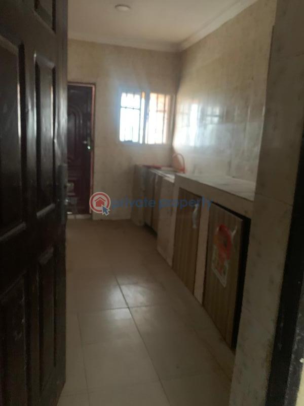 3 bedroom Self Contain For Rent Opposite Fehintola Complex, Elebu. Akala Express Ibadan Oyo - 8
