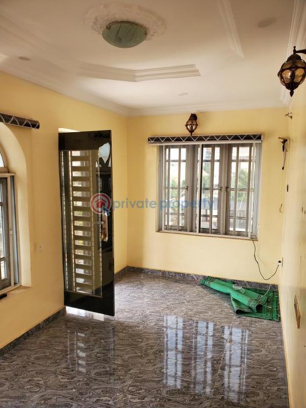 4 bedroom Detached Duplex For Rent Aerodrome Gra Samonda Ibadan Oyo - 4