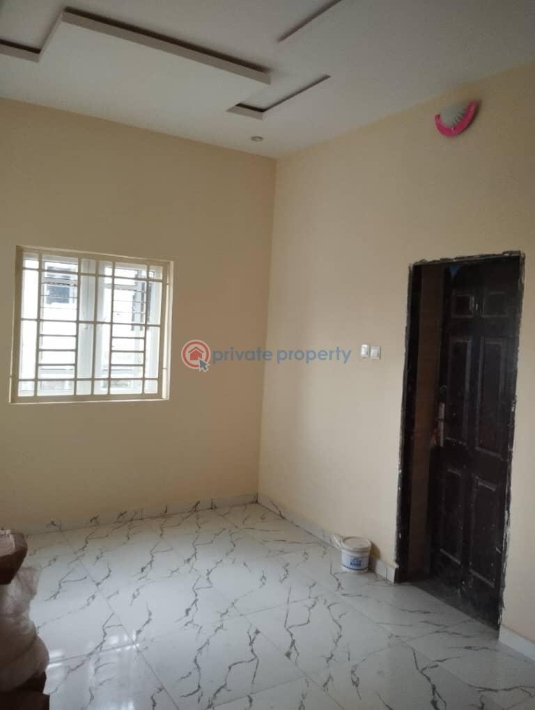 2 bedroom Block Of Flats For Rent Pyakasa Lugbe Lugbe Abuja Phase 4  - 3
