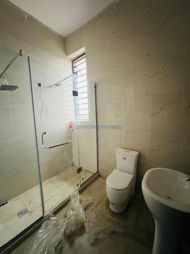 5 bedroom Detached Duplex For Sale Carlton Gate Akobo Ibadan Oyo - 2