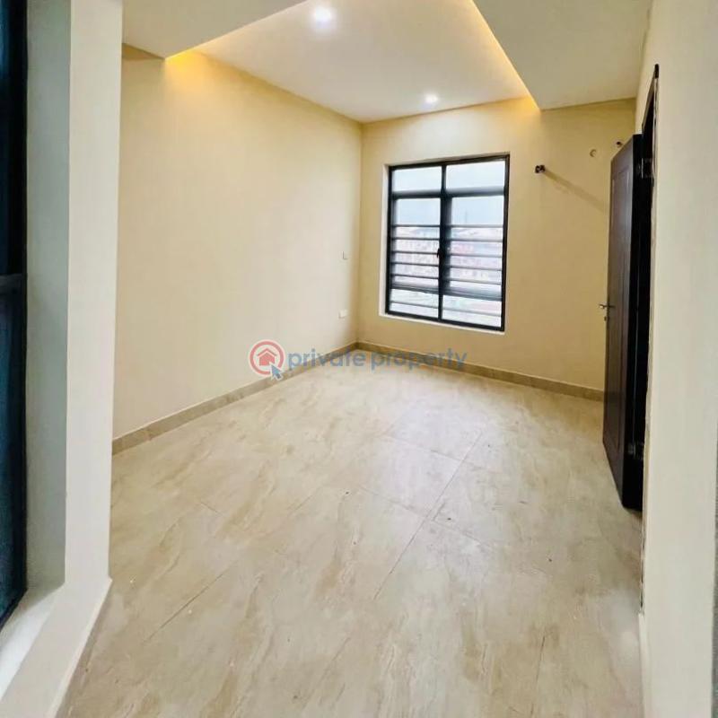 3 bedroom Flat & Apartment For Rent Yaba Lagos - 1