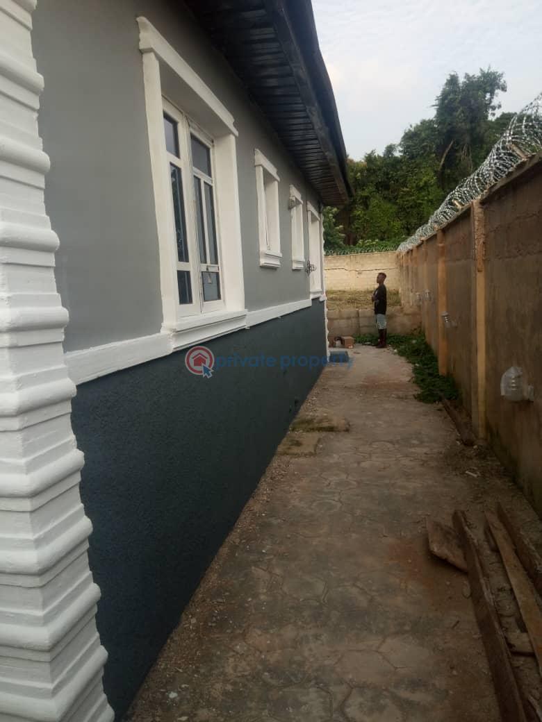3 bedroom Semi detached Bungalow For Rent Opere Estate With New Garage Odo ona Ibadan Oyo - 1