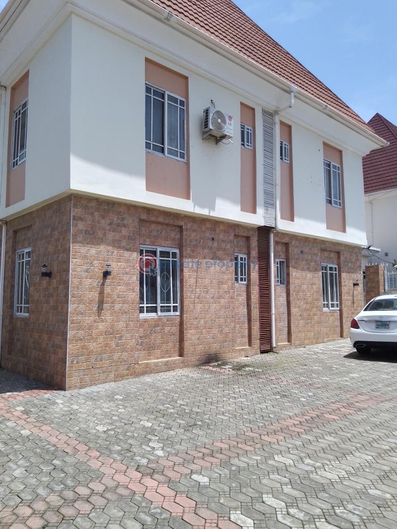 For rent 2 bedroom Flat & Apartment In An Estate Around Godab Life