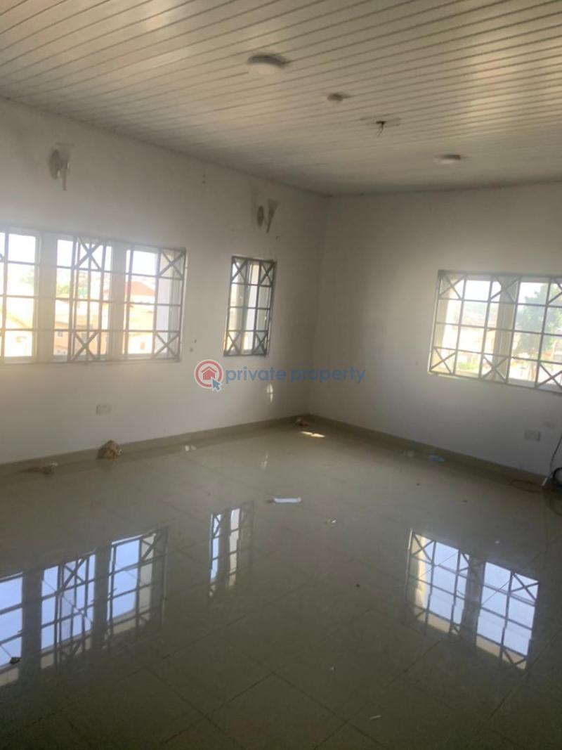 3 bedroom House For Rent In A Serene Neighborhood At Omole Phase 2, Berger Lagos Omole Phase 2 Ojodu Lagos - 0