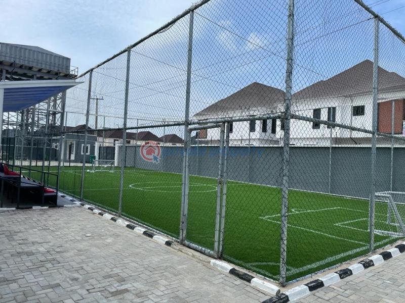 4 bedroom Terraced Duplex For Sale Orchid Road Lafiaji Lekki Lagos - 10