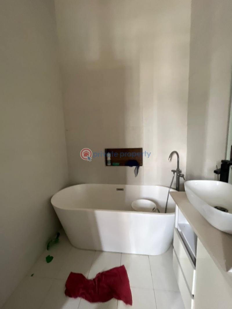 4 bedroom Semi detached Duplex For Sale Chevron Drive Lekki Lagos - 3