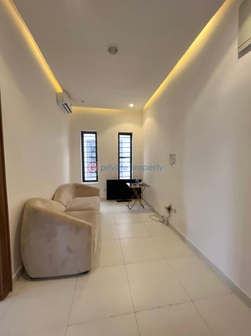 4 bedroom Semi detached Duplex For Sale Chevron Drive Lekki Lagos - 4