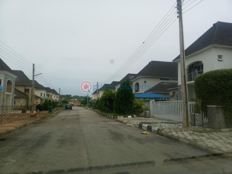 For rent 5 bedroom House Located At River Park Estate Lugbe Abuja Phase 4 (PID 6PABBQ