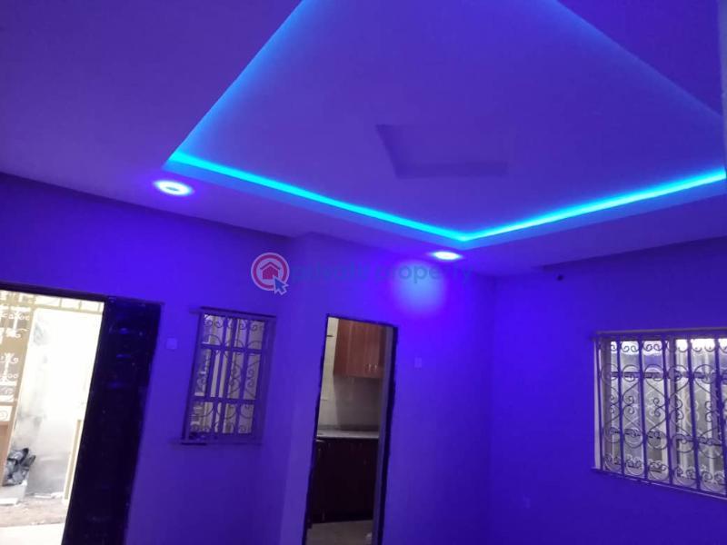 1 bedroom House For Rent Lugbe Airport Road Abuja Phase 4  - 1