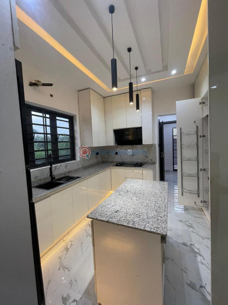 6 bedroom Detached Duplex For Sale Nigeria Army Tiger Estate, Odogbo Barracks Ojoo Ibadan Oyo - 7