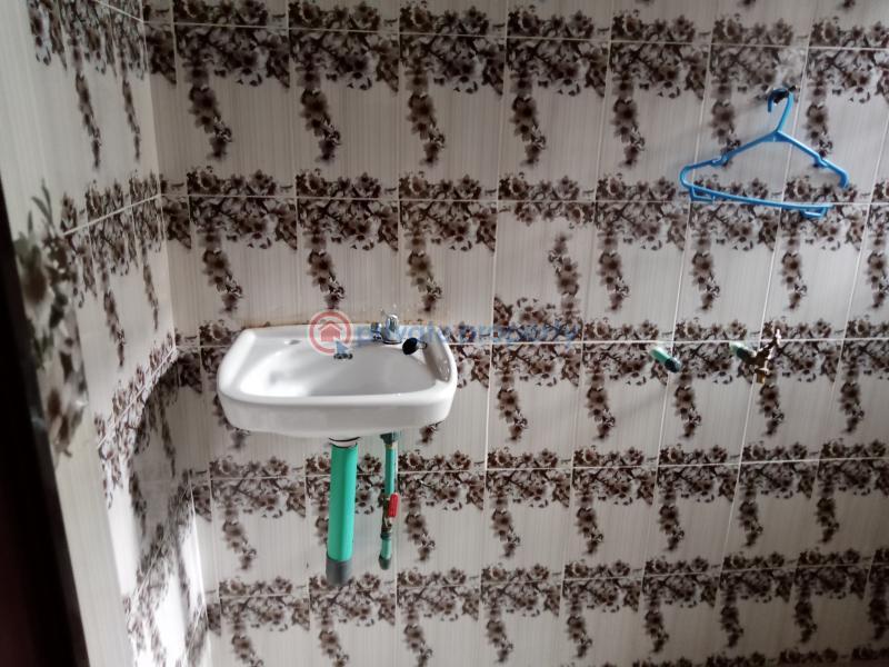 Tastefully furnished 2 bedroom apartment - 2 2 bedroom Block Of Flats Short let 34 Tunde Adeola Street Ademola Adesida Estate, Alagbaka G.r.a Akure Ondo - 2